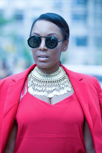 Accessories Street Style: 9 Fashionistas That Are Up to Their Necks in Style