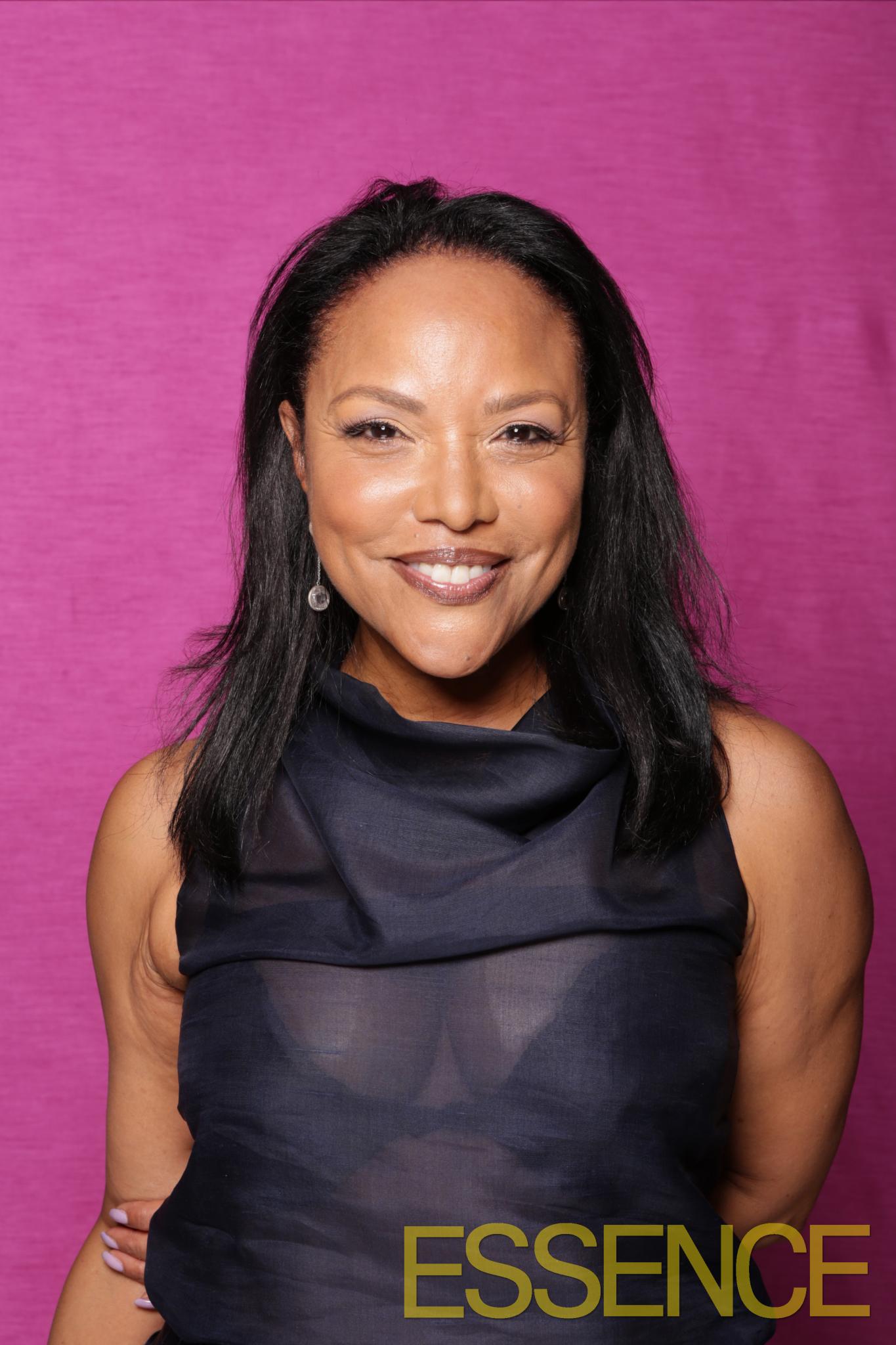 Lynn Whitfield Dishes on Life, Beauty and SPF