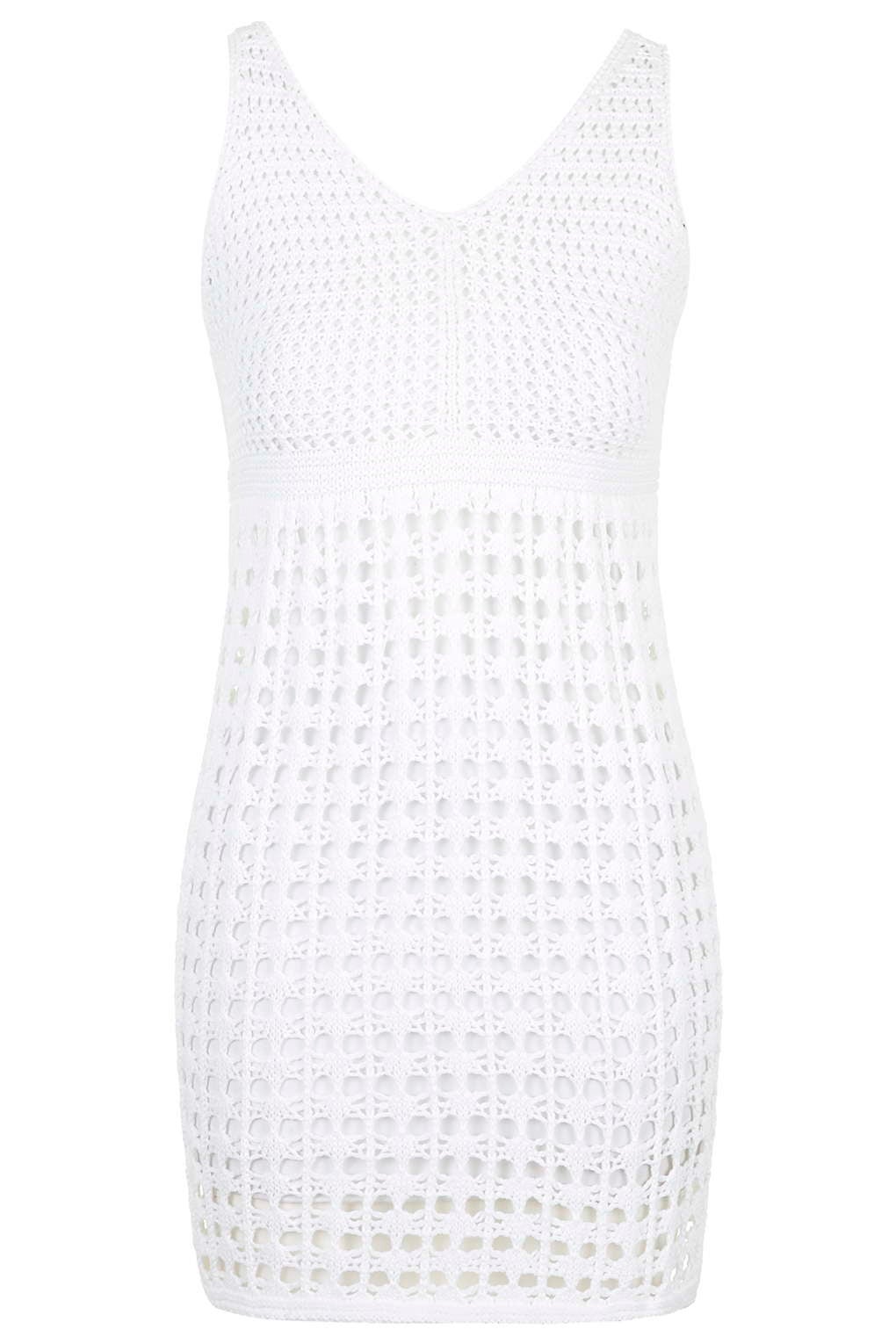 6 Staple Pieces To Snag Before Your Next All-White Soirée