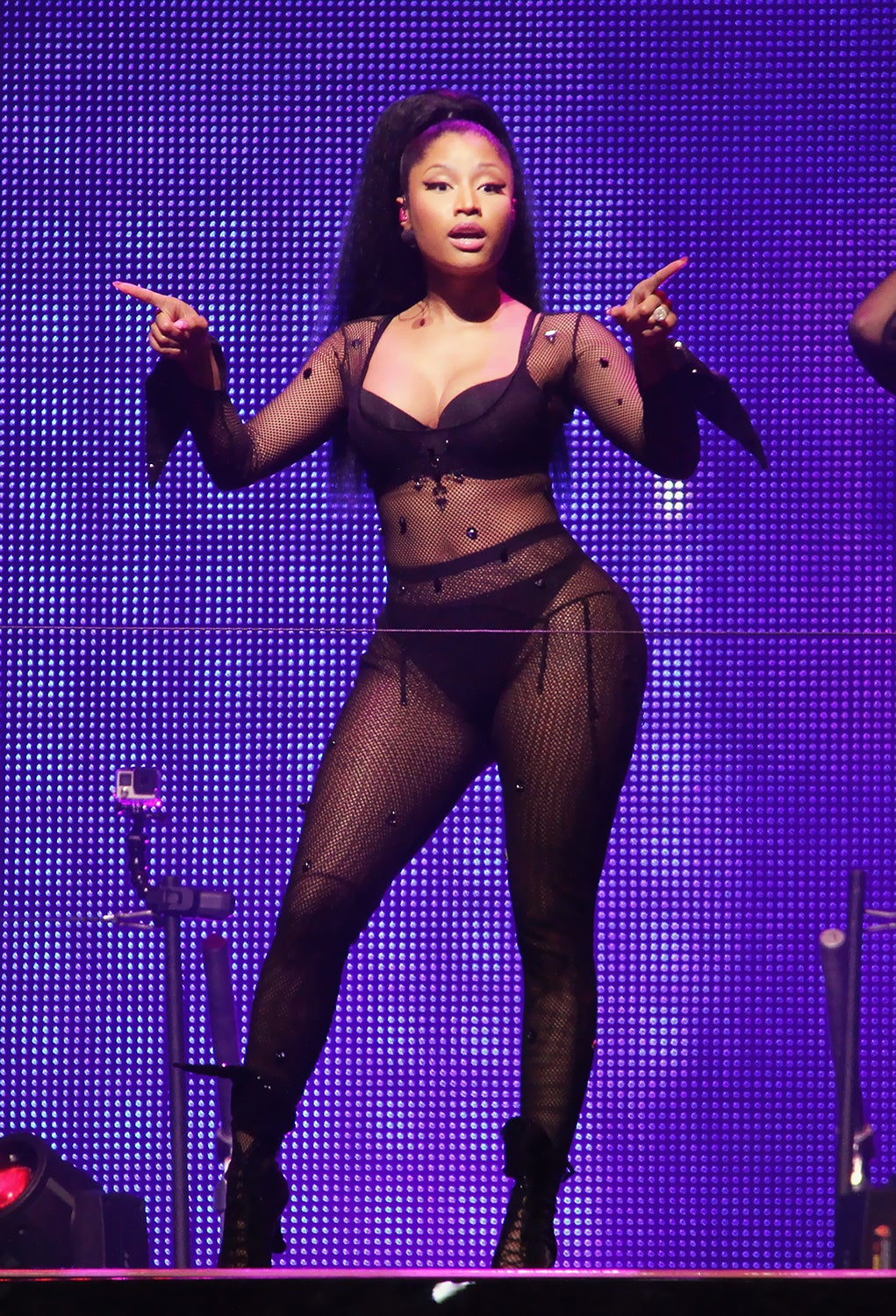 Nicki Minaj to Open 2015 Video Music Awards
