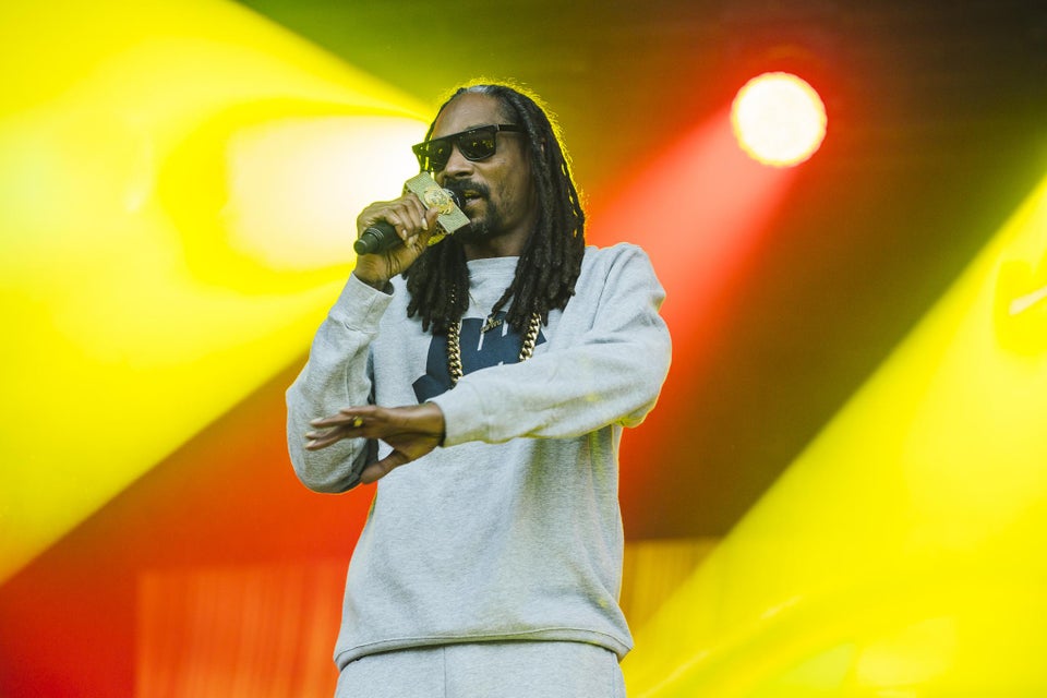 Snoop Dogg Has Harsh Words For Trump Supporters, Especially Kanye West