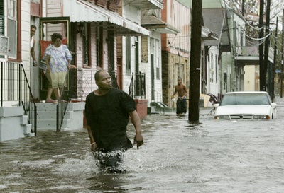 A Look Back: 32 Harrowing Photos of the Hurricane Katrina Aftermath