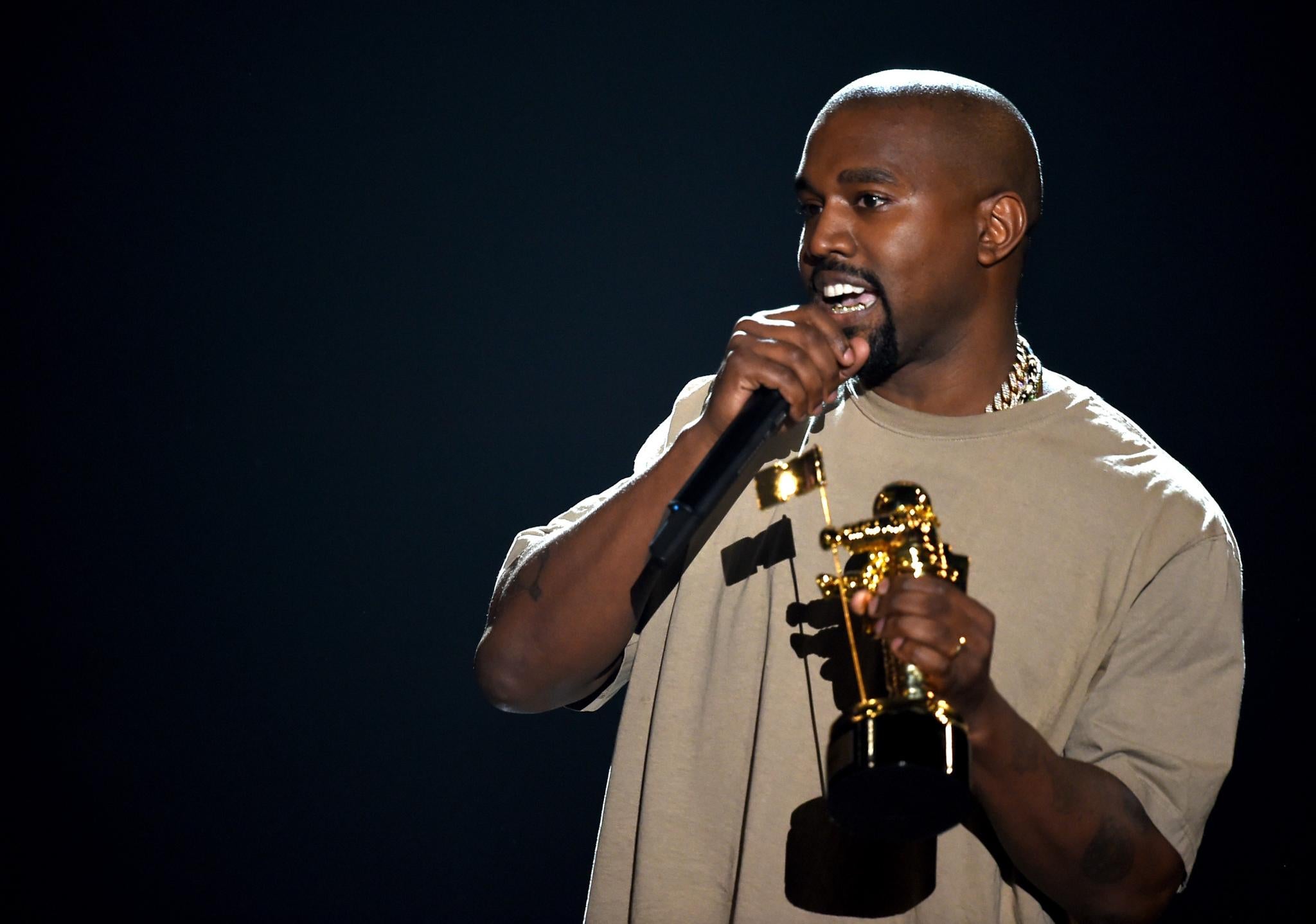 Relive the 2015 MTV Video Music Awards
