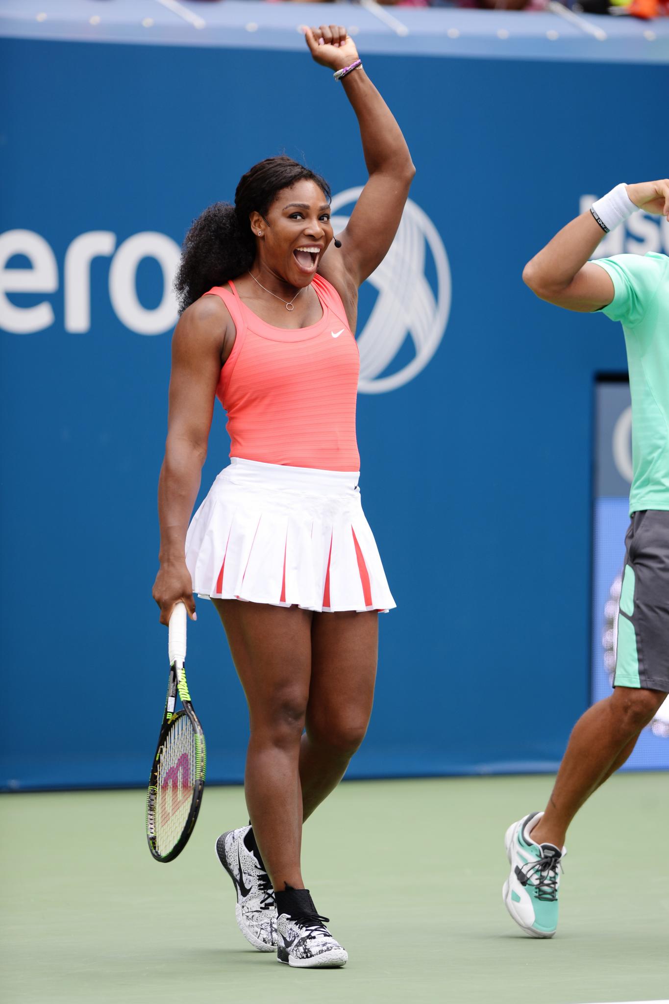 Serena Williams Advances to Second Round of U.S. Open