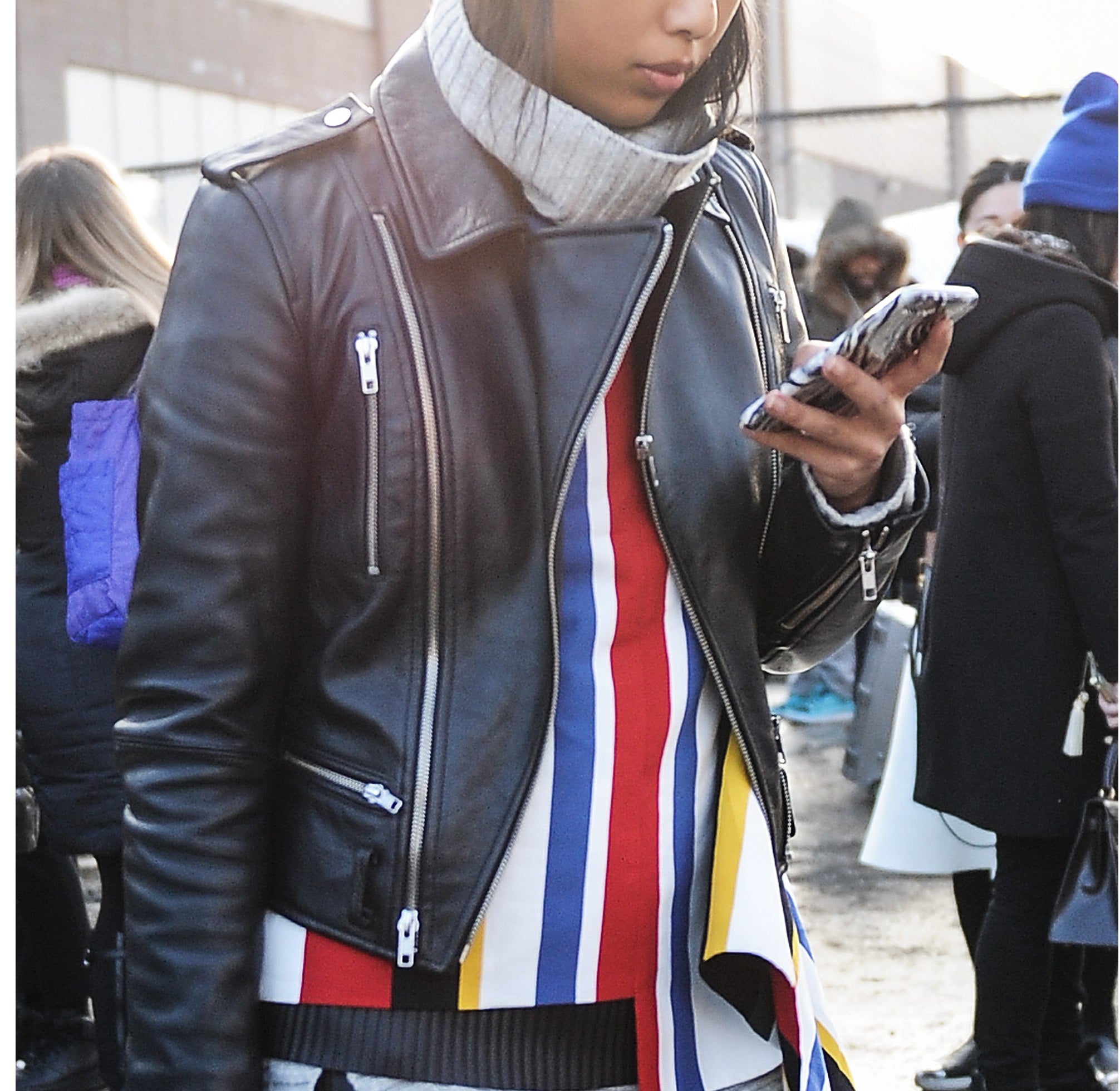 Tap That App: Must Have Style Apps During NYFW
