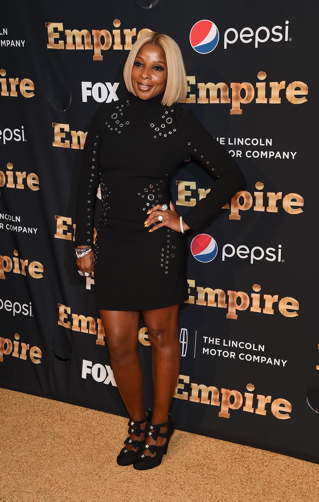Taraji P. Henson, Grace Gealey, Mary J. Blige and More Celebs Out and About
