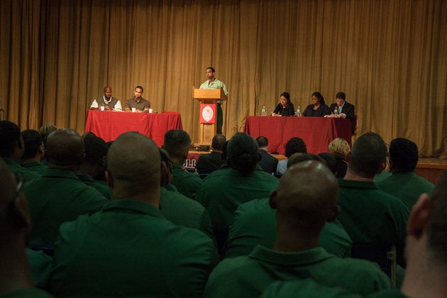 Prison Inmates Defeat Harvard University Debate Team