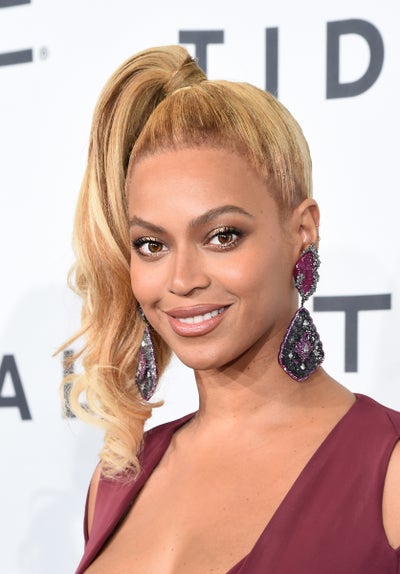 Beyoncé to Launch Fashion Collection with Topshop