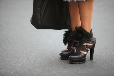 Accessories Street Style: 12 Ways to Add Plush Details to Your Accessory Arsenal