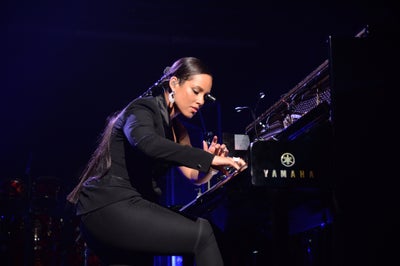 Must See: Alicia Keys Sings Donny Hathaway’s “Someday We’ll All Be Free” on ‘Race in America’ Special