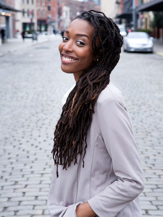 ESSENCE Network: YouTube Star Franchesca Ramsey On Turning Your Creativity  into a Career - Essence