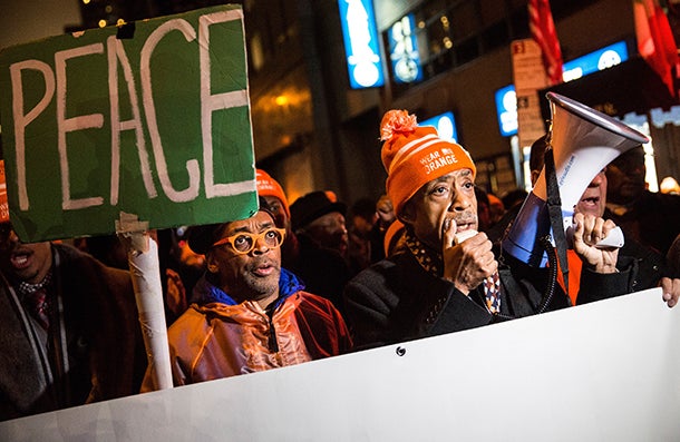 See Spike Lee’s Anti-Gun Violence Protest Following ‘Chiraq’ Premiere