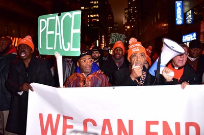 See Spike Lee’s Anti-Gun Violence Protest Following ‘Chiraq’ Premiere