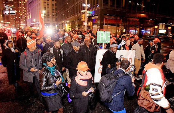 See Spike Lee’s Anti-Gun Violence Protest Following ‘Chiraq’ Premiere