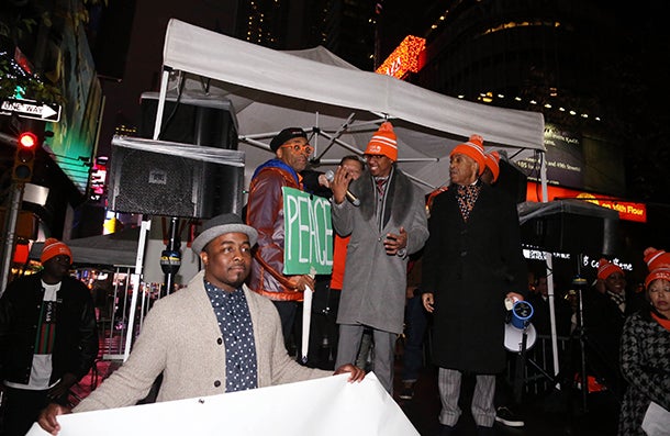 See Spike Lee’s Anti-Gun Violence Protest Following ‘Chiraq’ Premiere
