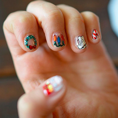 20 Holiday Manis We’re Dying To Rock this Season