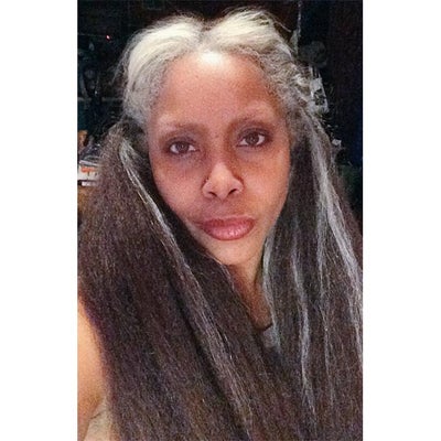Erykah Gets Real: Tweets Pic of Natural Gray Hair