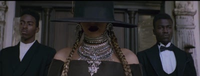 The Quick Read: Beyonce’s ‘Formation’ Hat Sells For $27,000—And It’s All Going To Charity