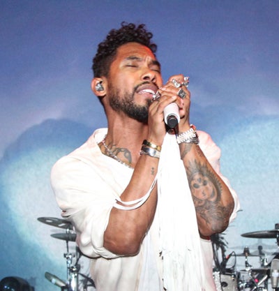 Miguel to Honor Michael Jackson at 2016 Grammys, Ice Cube and Son Announced as Presenters