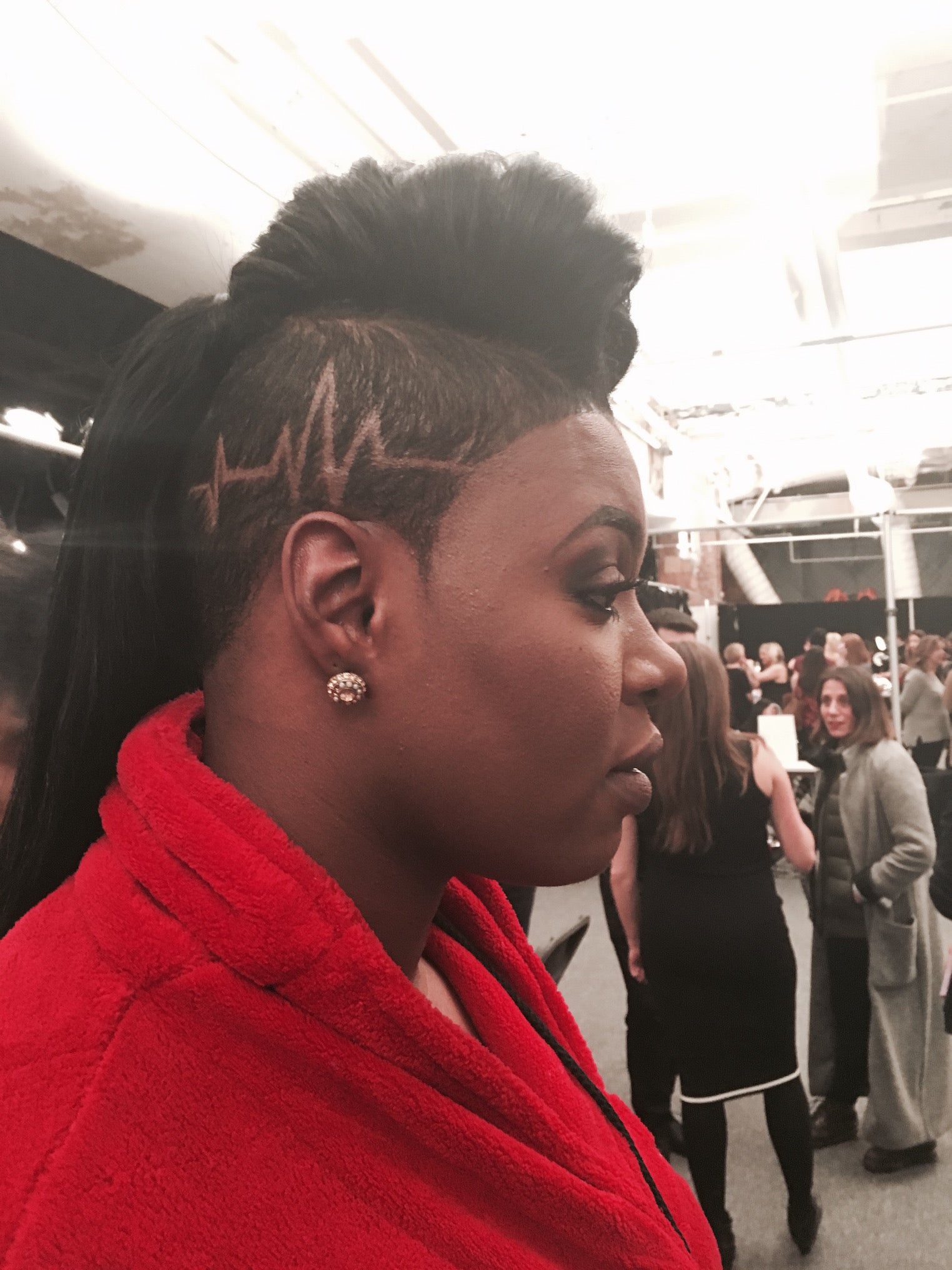 'Empire’s' Ta'Rhonda Jones Wears Shaved Heartbeat on Head For Go Red for Women Dress Show
