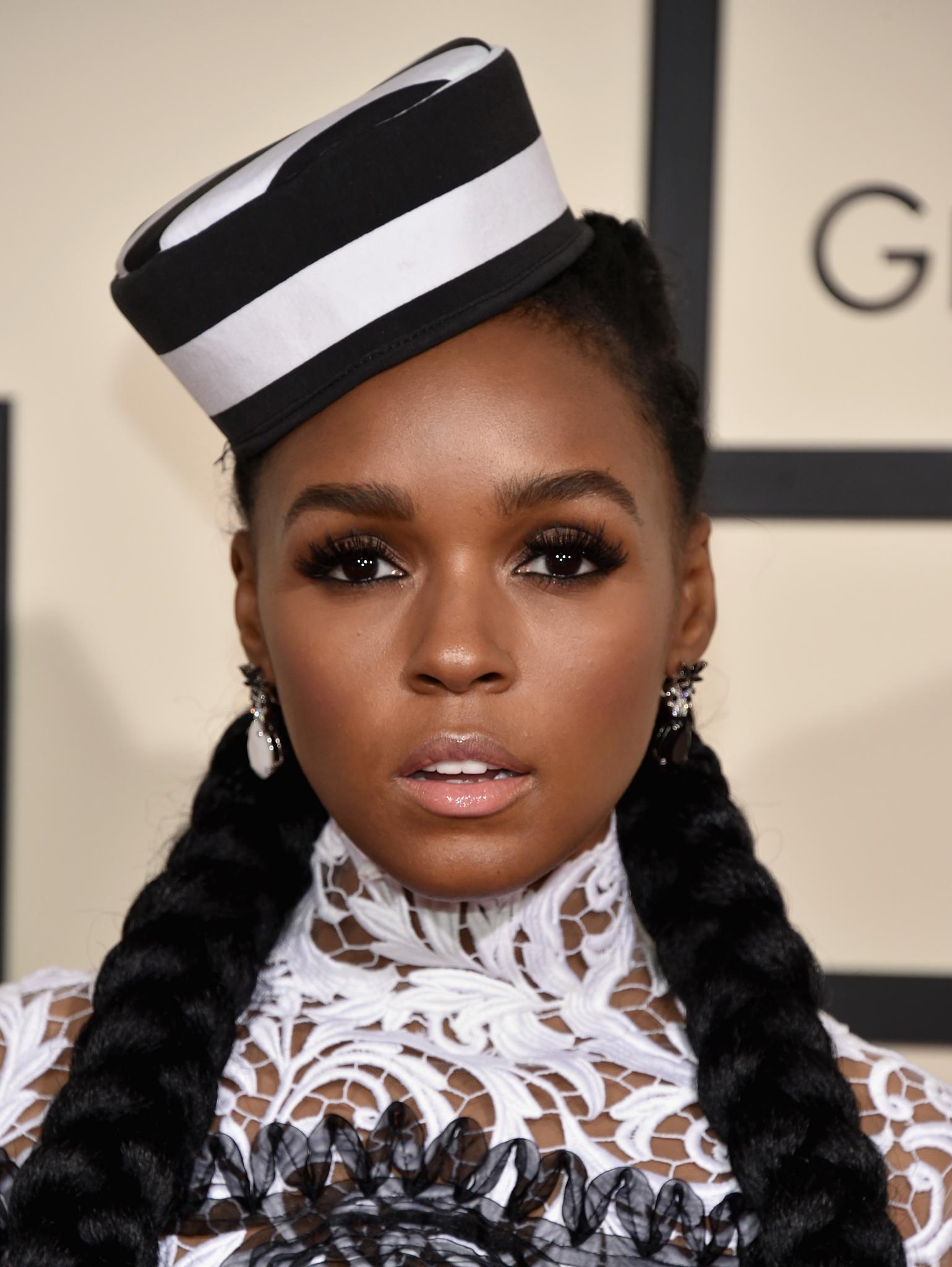 15 Must-See Hairstyles From the 2016 Grammy Awards