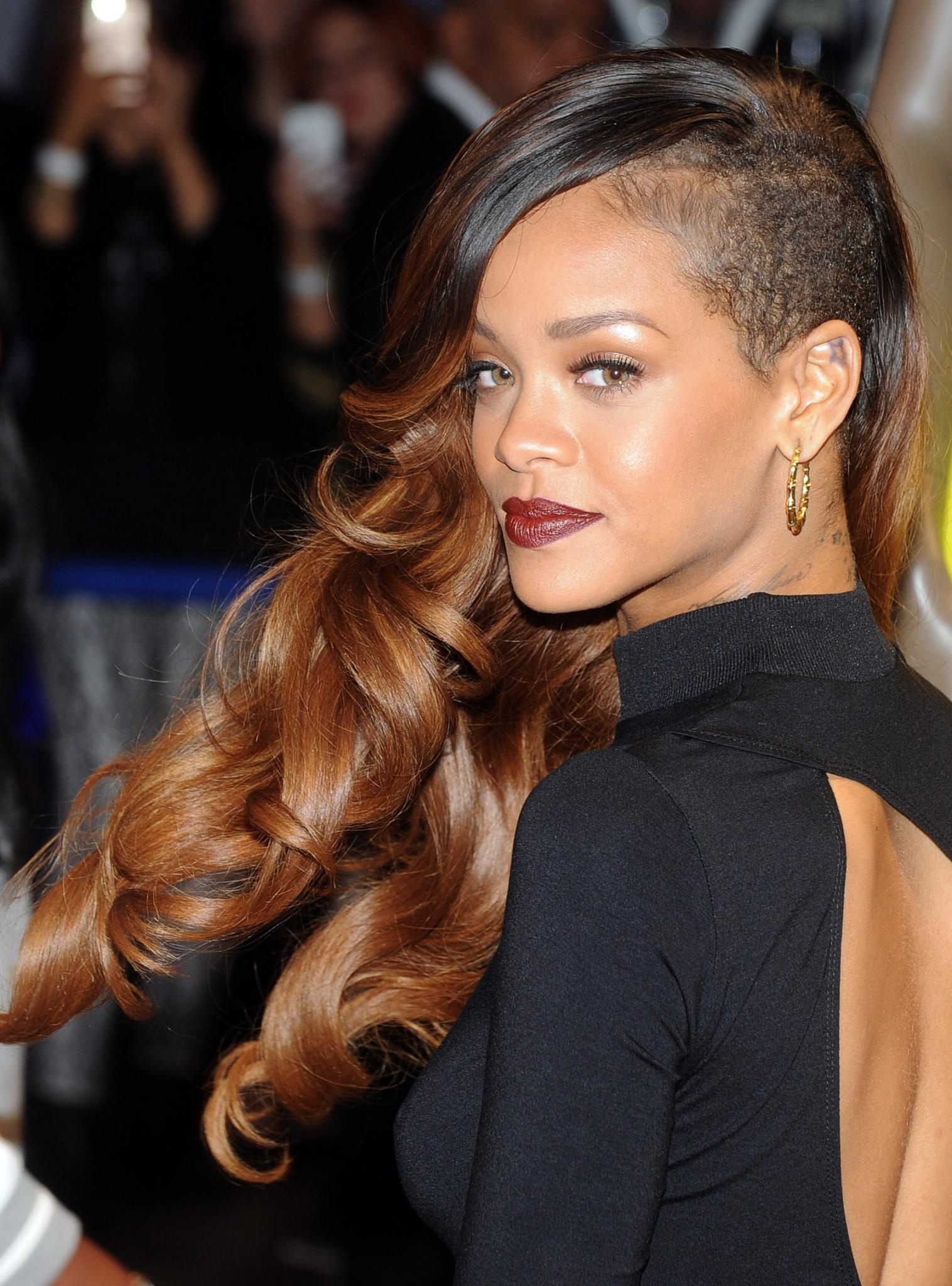 8 of Rihanna’s Most Game Changing Hairstyles
