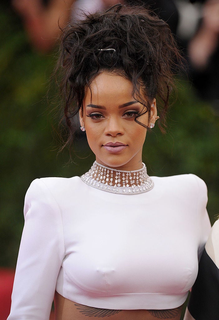 Happy Birthday, Rihanna! 13 Beauty Tips We Learned from RiRi
