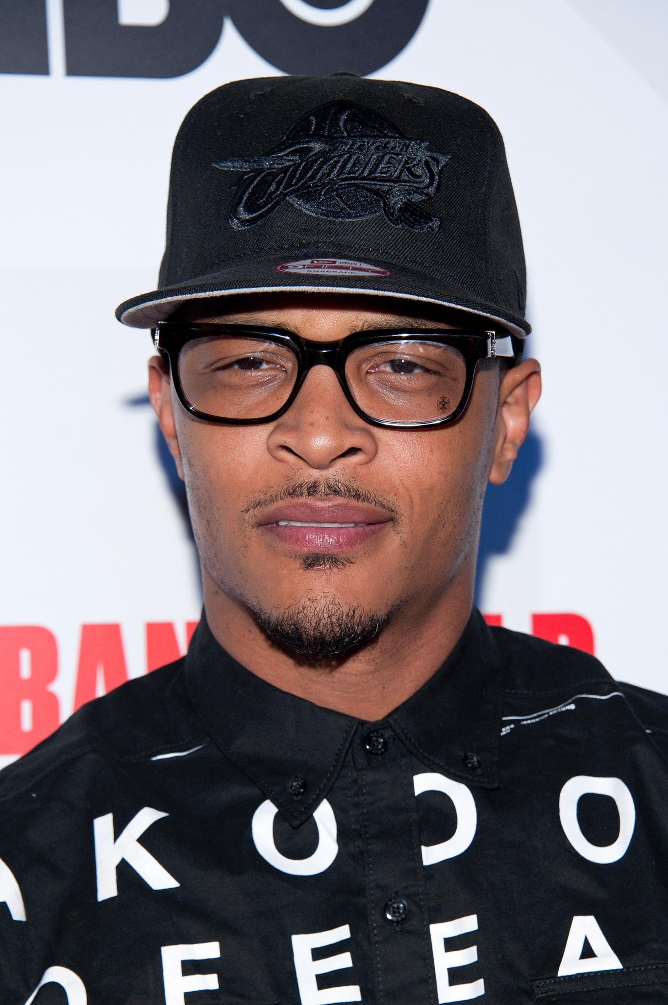T.I. Wasn't Here For Floyd Mayweather's 'All Lives Matter' Rant...And Neither Were We
