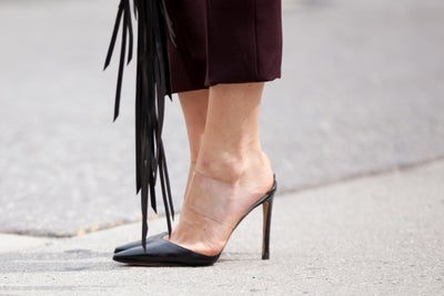 Accessories Street Style: Head-Turning Shoes for Spring and Where to Grab a Pair of Your Own