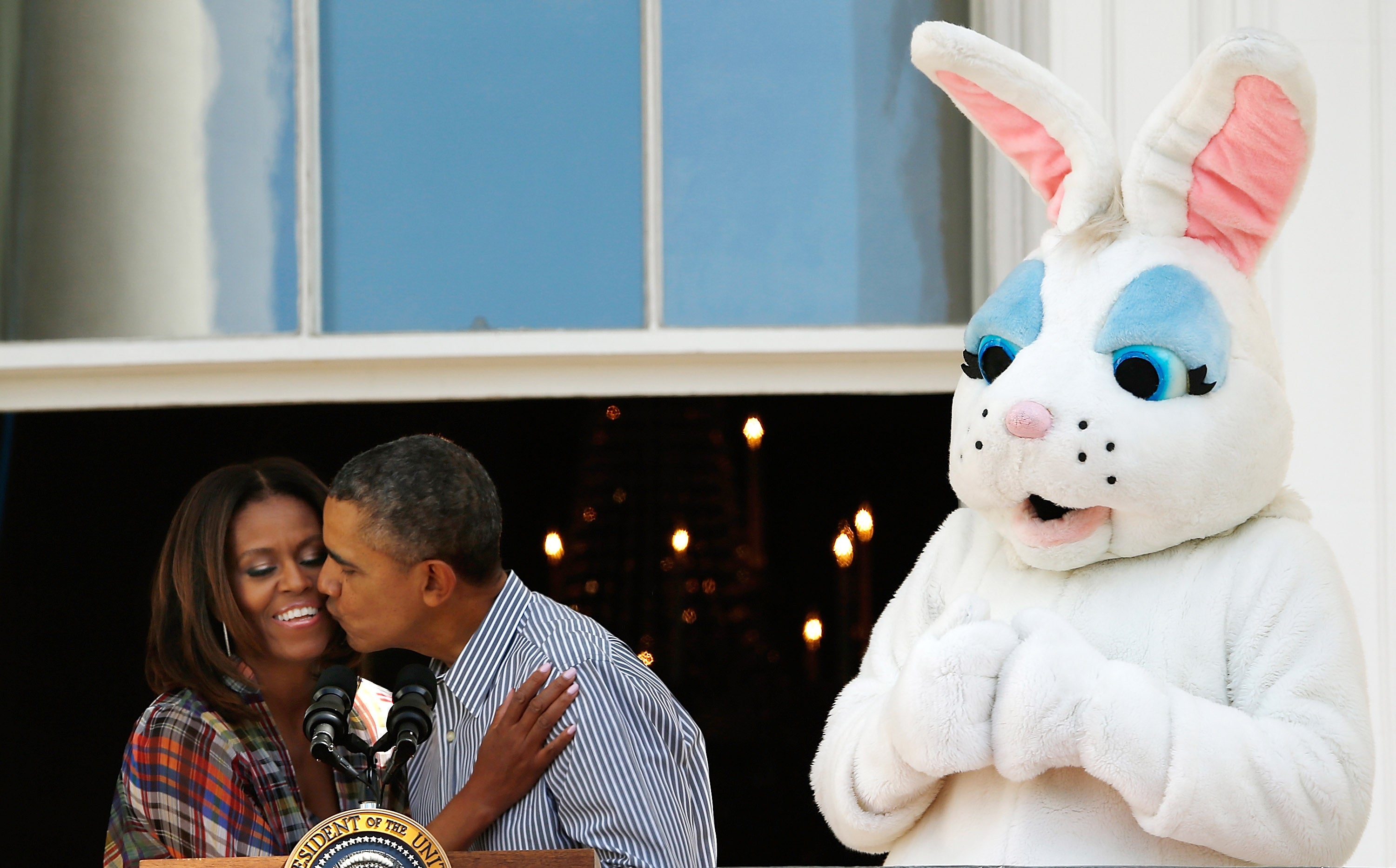 An Oh-So-Stylish Look Back At The Obamas On Easter Sunday
