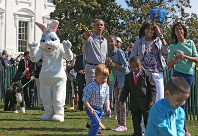 An Oh-So-Stylish Look Back At The Obamas On Easter Sunday