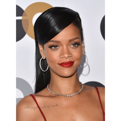 15 Beauty Items We Want To See From Rihanna’s Makeup Line