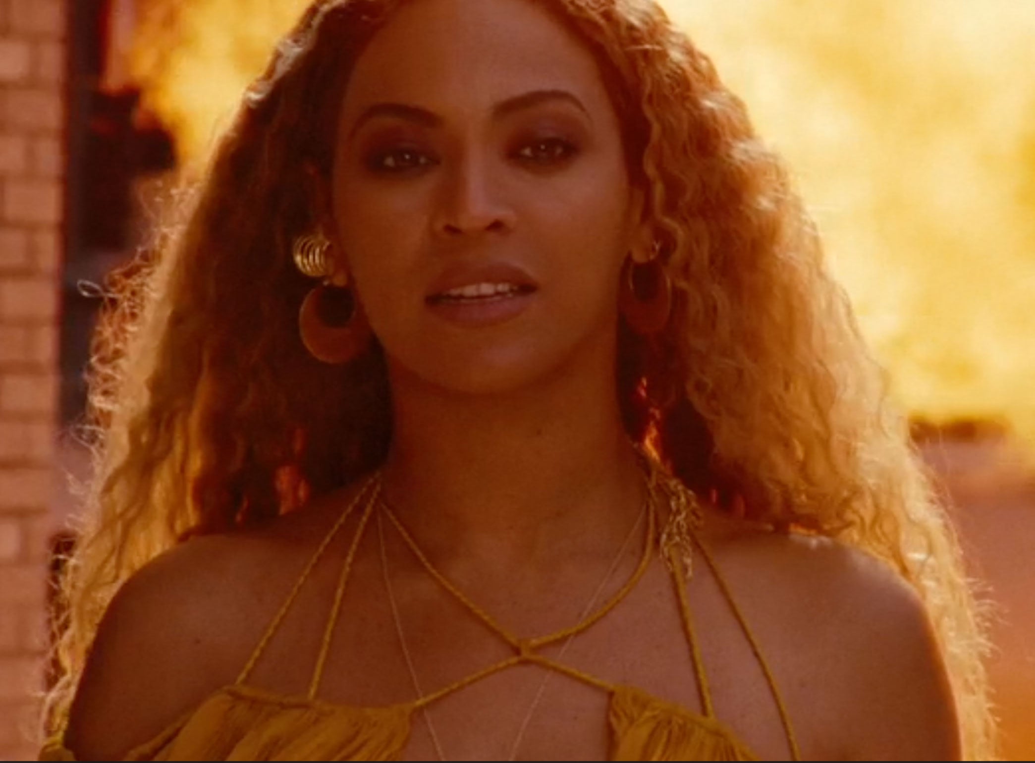 #LemonadeSyllabus: Black Women Are Sharing Reading Lists Inspired By Beyoncé's Visual Album

