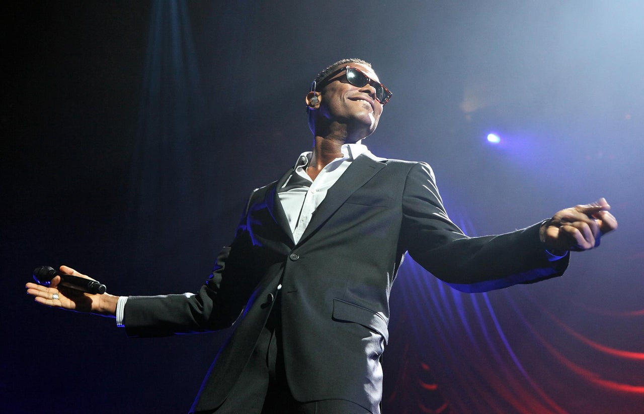 Maxwell Lake By the Ocean Single, New Album, Tour [sitename] Essence