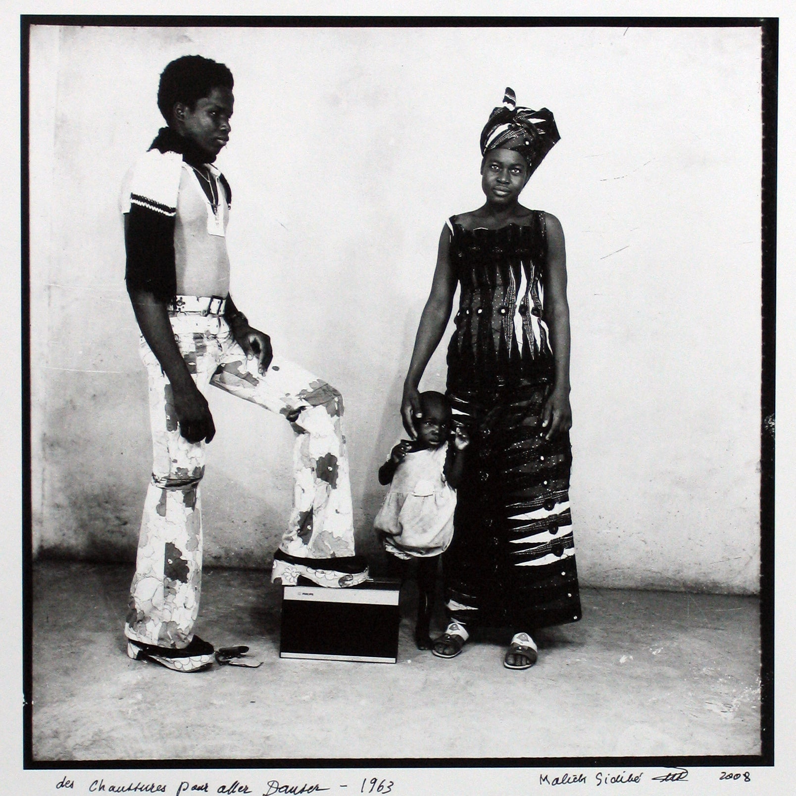 Remembering Legendary Malian Photographer Malick Sidibe
