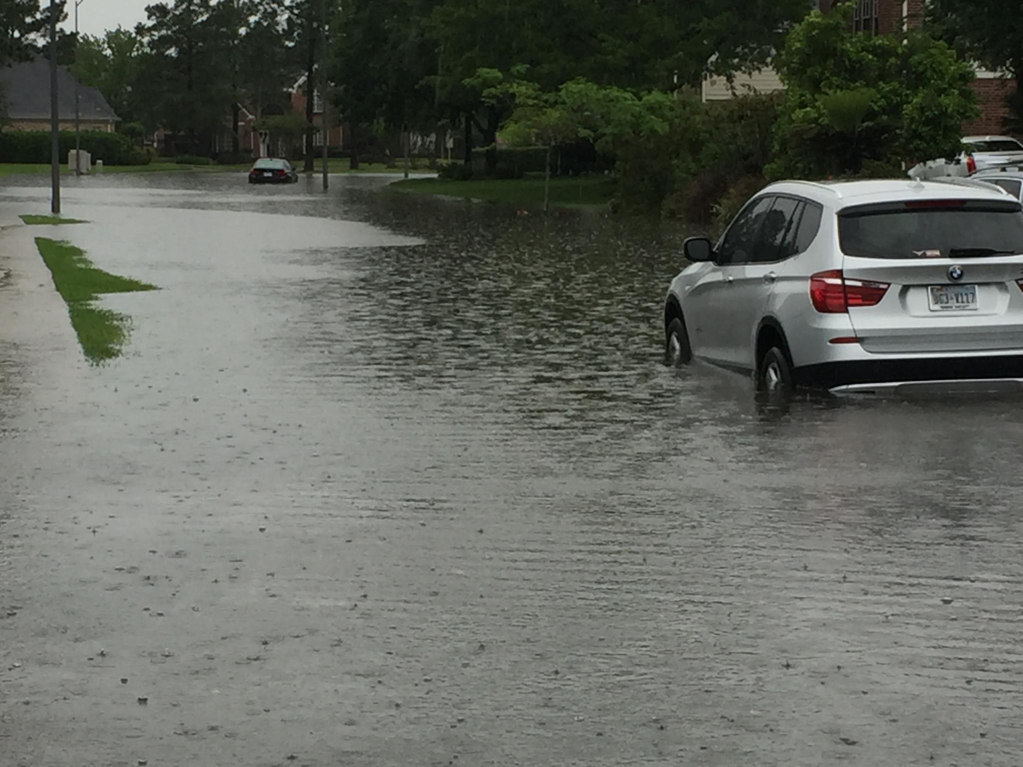 Houston Flooding Kills Five, Forces Hundreds of Residents to Evacuate
