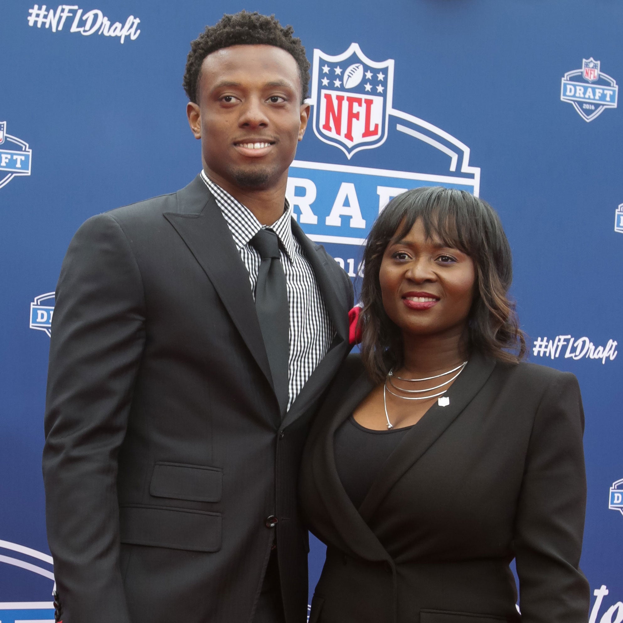 Eli Apple's Mom Knows What Goes Down In The DM
