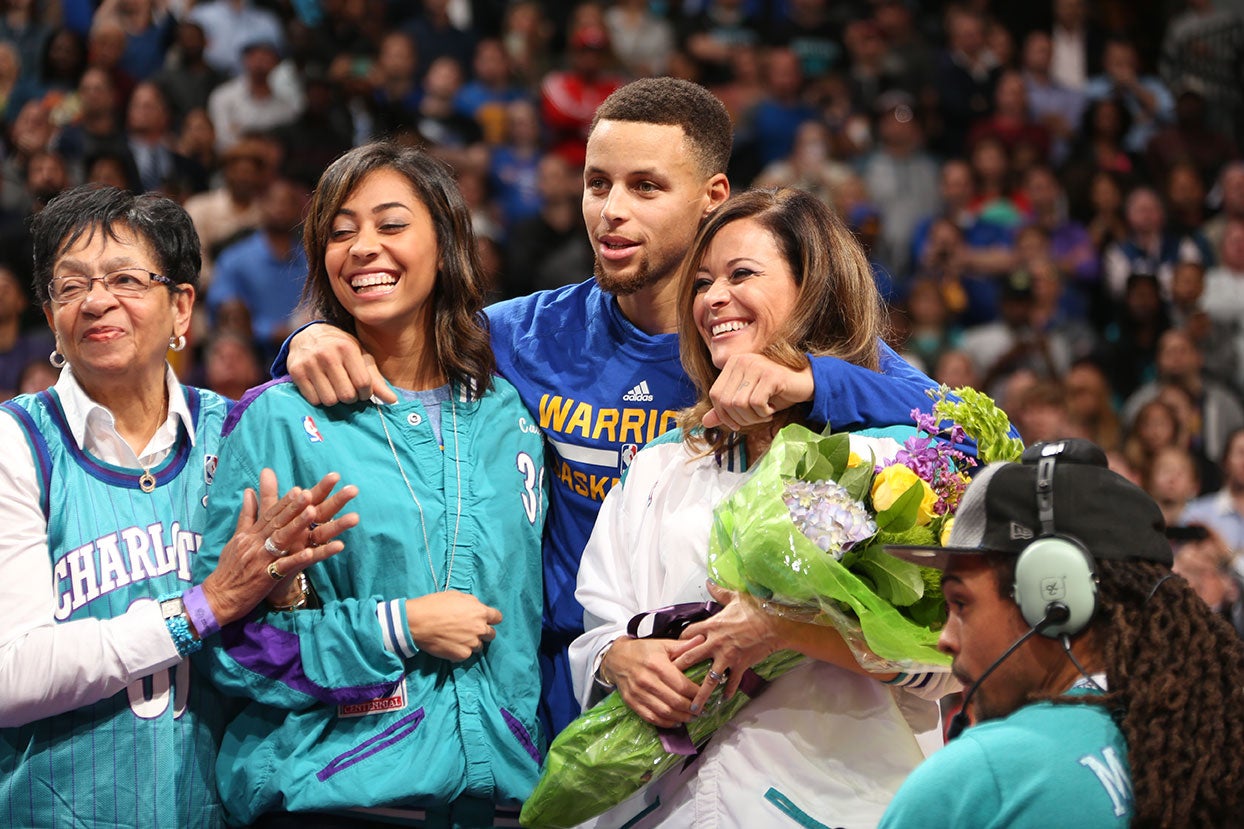 Steph Curry's Mother Sonya Tearfully Reflects on His Journey to NBA Superstardom
