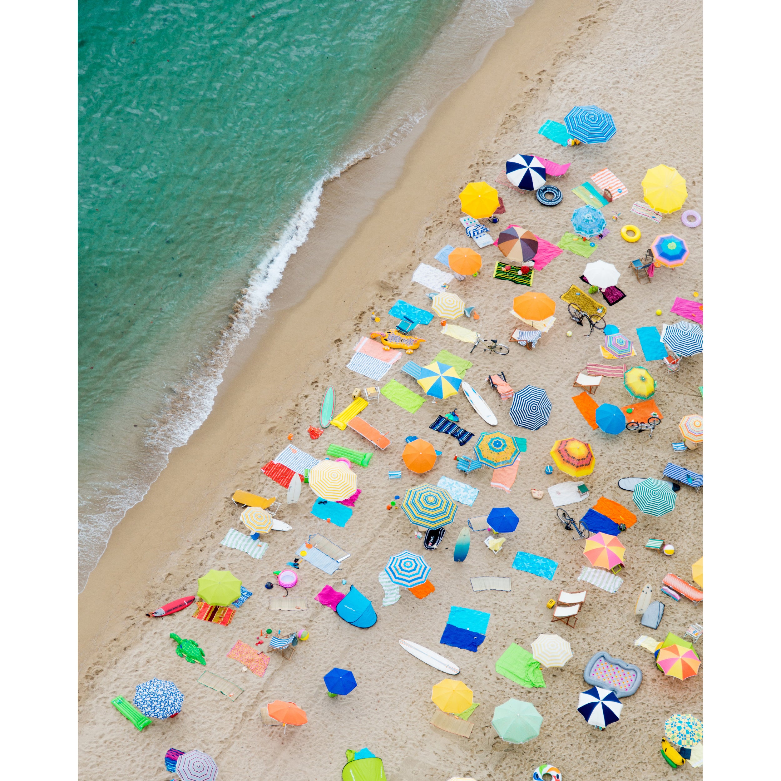 17 Breathtaking Aerial Beach Photos That Will Make You Want to Travel Right Now