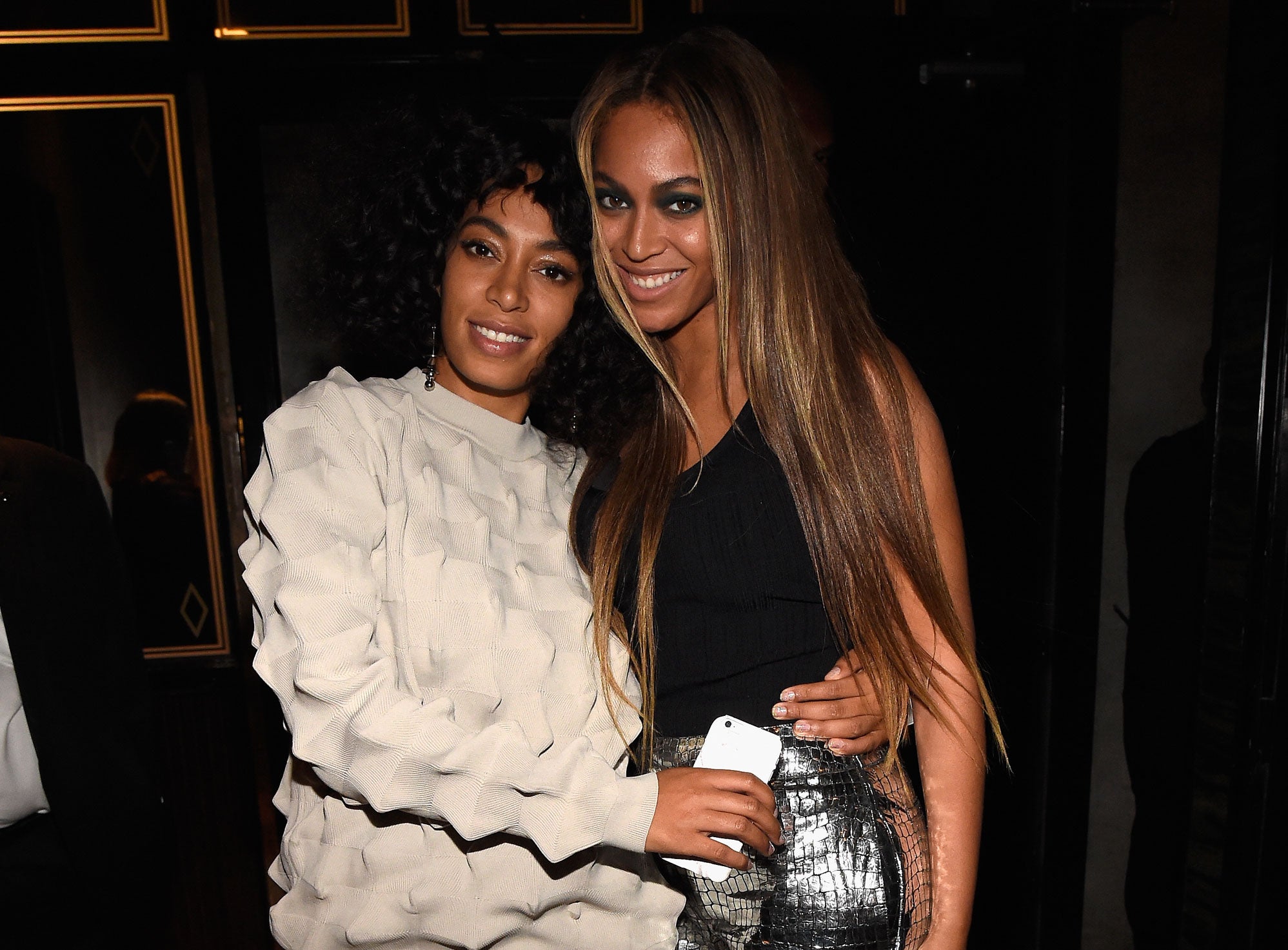 Matthew Knowles Reunites with Daughters Beyoncé and Solange
