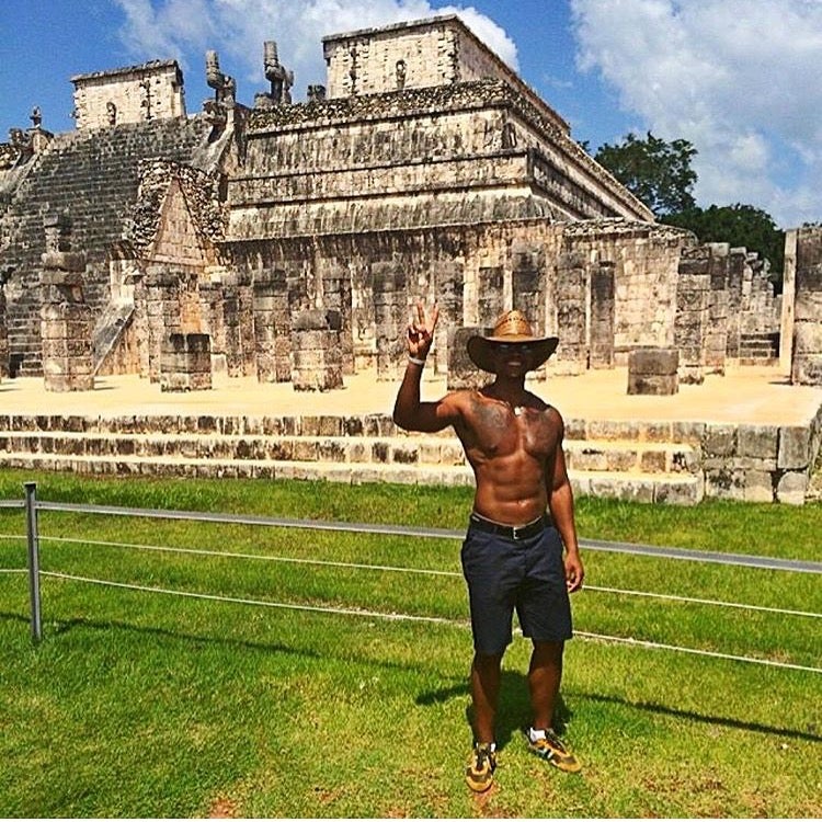 The 15 Best Black Travel Moments You Missed This Week
