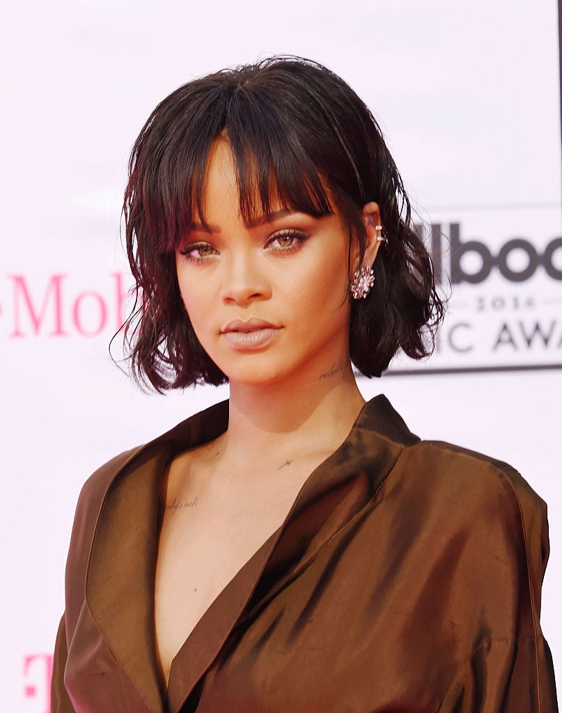 9 Head-Turning Beauty Looks From the Billboard Awards