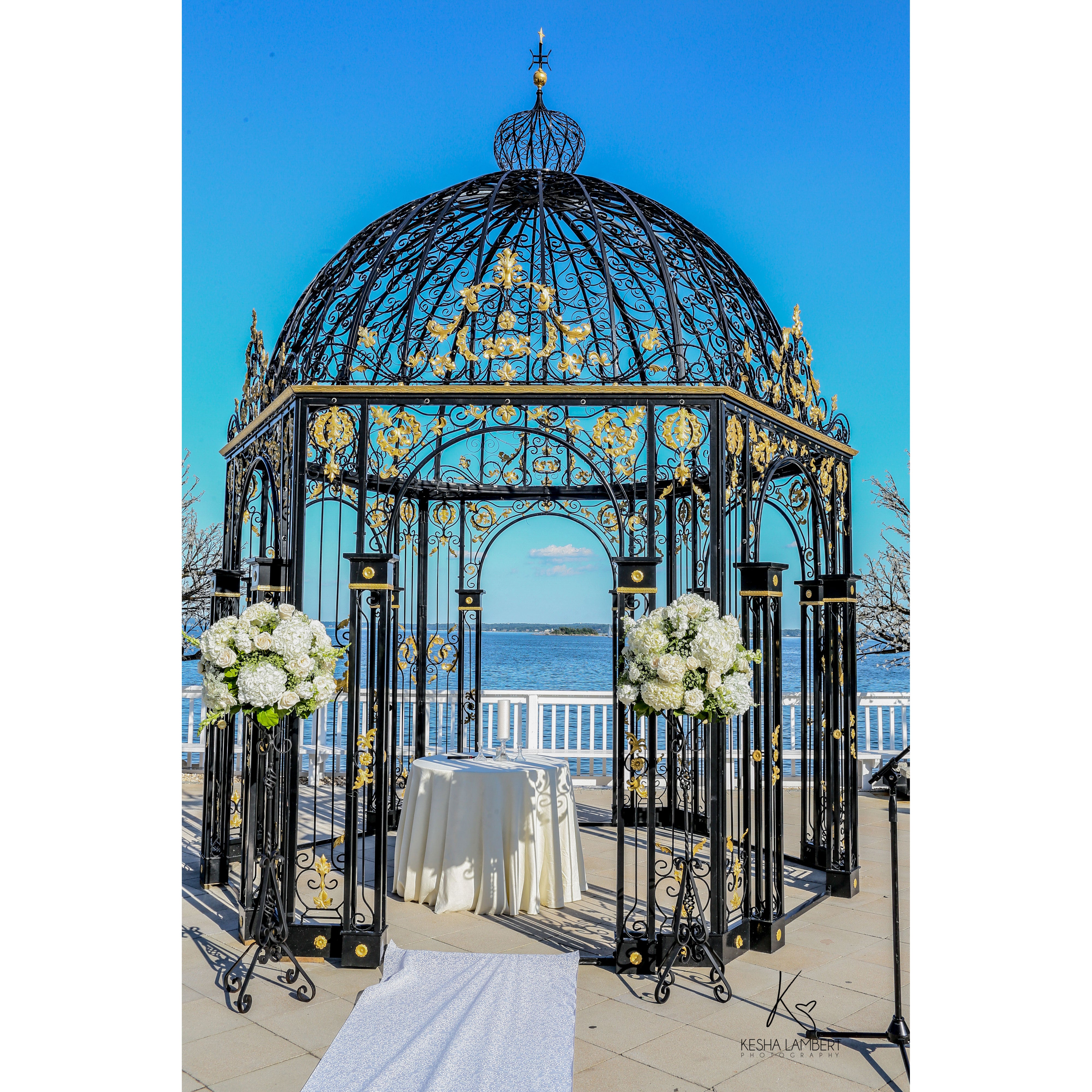 Bridal Bliss: Tammi and Hervé Modern New York Wedding
