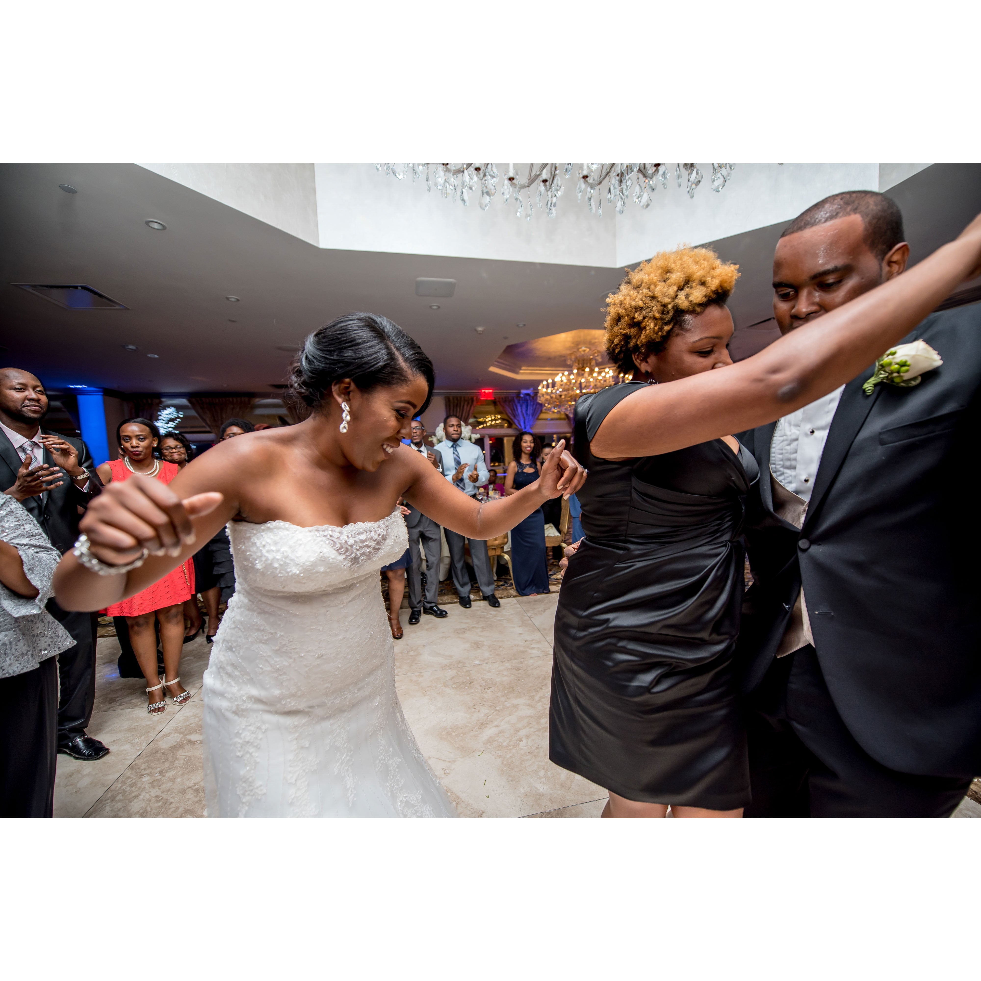 Bridal Bliss: Tammi and Hervé Modern New York Wedding
