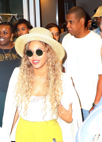 The Carters Spotted In NYC Enjoying Date Night Bliss