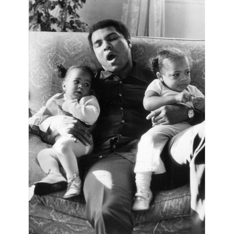 Precious Moments Between Muhammad Ali and His Daughters