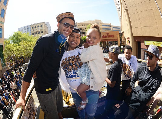 This Clip Of Ayesha & Steph Curry's FaceSwap Session Is Absolutely Hilarious
