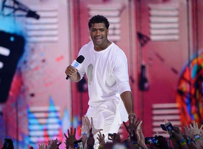 Russell Wilson Pens Heartfelt Open Letter To His Sister As She Graduates High School