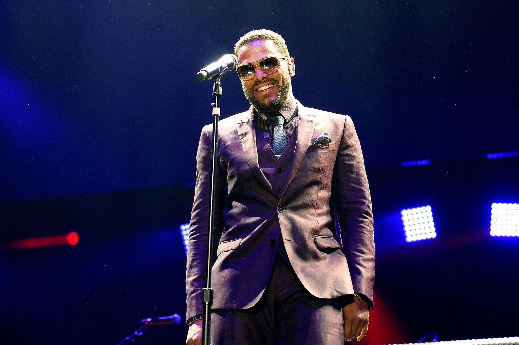 Maxwell's New Single 'Gods' Will Give You All The Friday Feels

