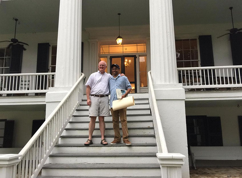 Slave Descendant United with Owner of Plantation Where Family Once Lived
